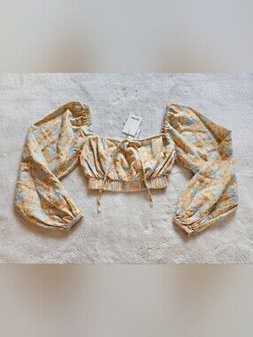 New Rhythm. Floral Long Sleeve Crop Top Size XS